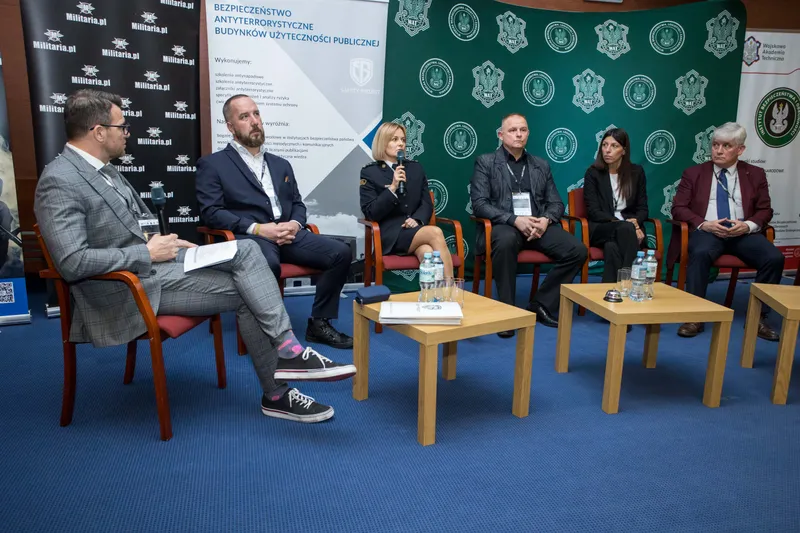 Zdjęcie z konferencji