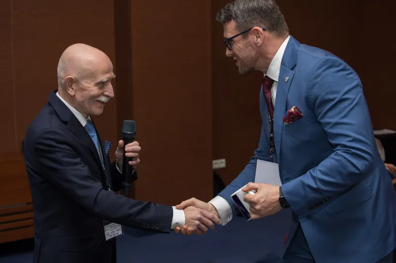 Zdjęcie z konferencji
