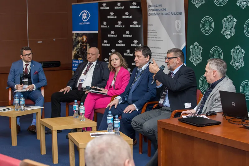 Zdjęcie z konferencji